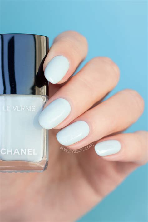 chanel le vernis bleu pastel|Nail Polish & Colours .